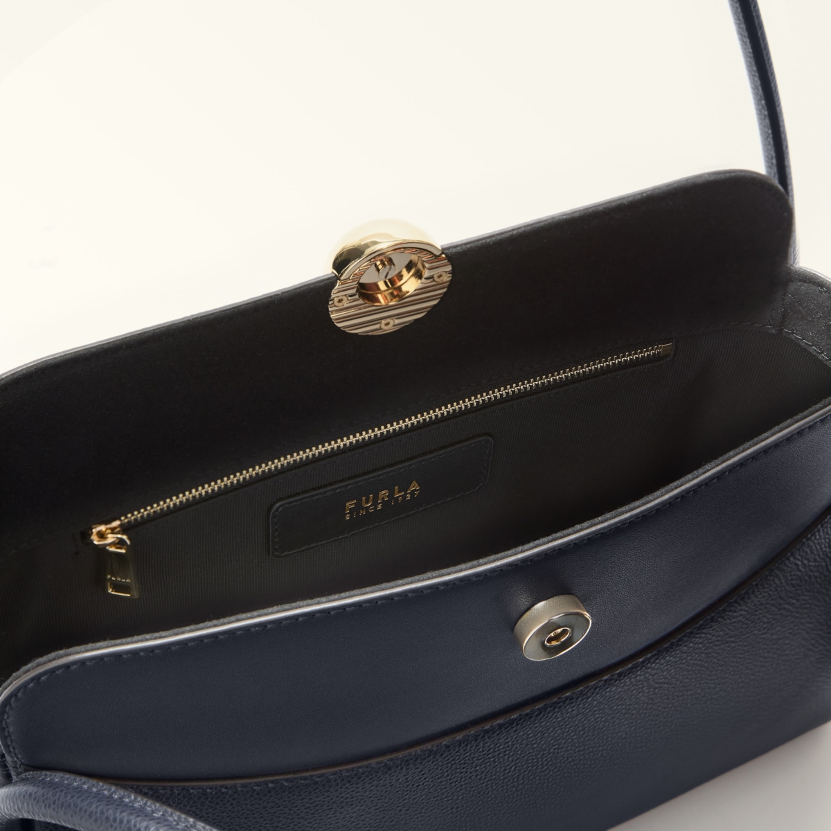 Furla borsa a spalla in pelle "Nicole" Blu WB01883.4852 INK BLUE - immagine 3