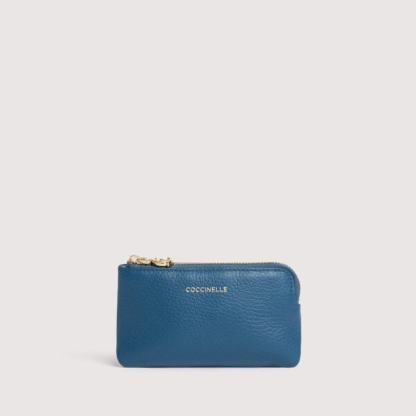 Coccinelle portachiavi a bustina in pelle "C-Me Softy" Azzurro E2TBM193101.B27 DEEP BLUE